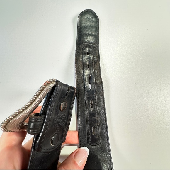 Black Leather Belt with Intricate Silver Buckle - Picture 10 of 10